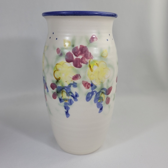 Clouds Pottery Folsom California Floral Vase - Picture 4 of 11